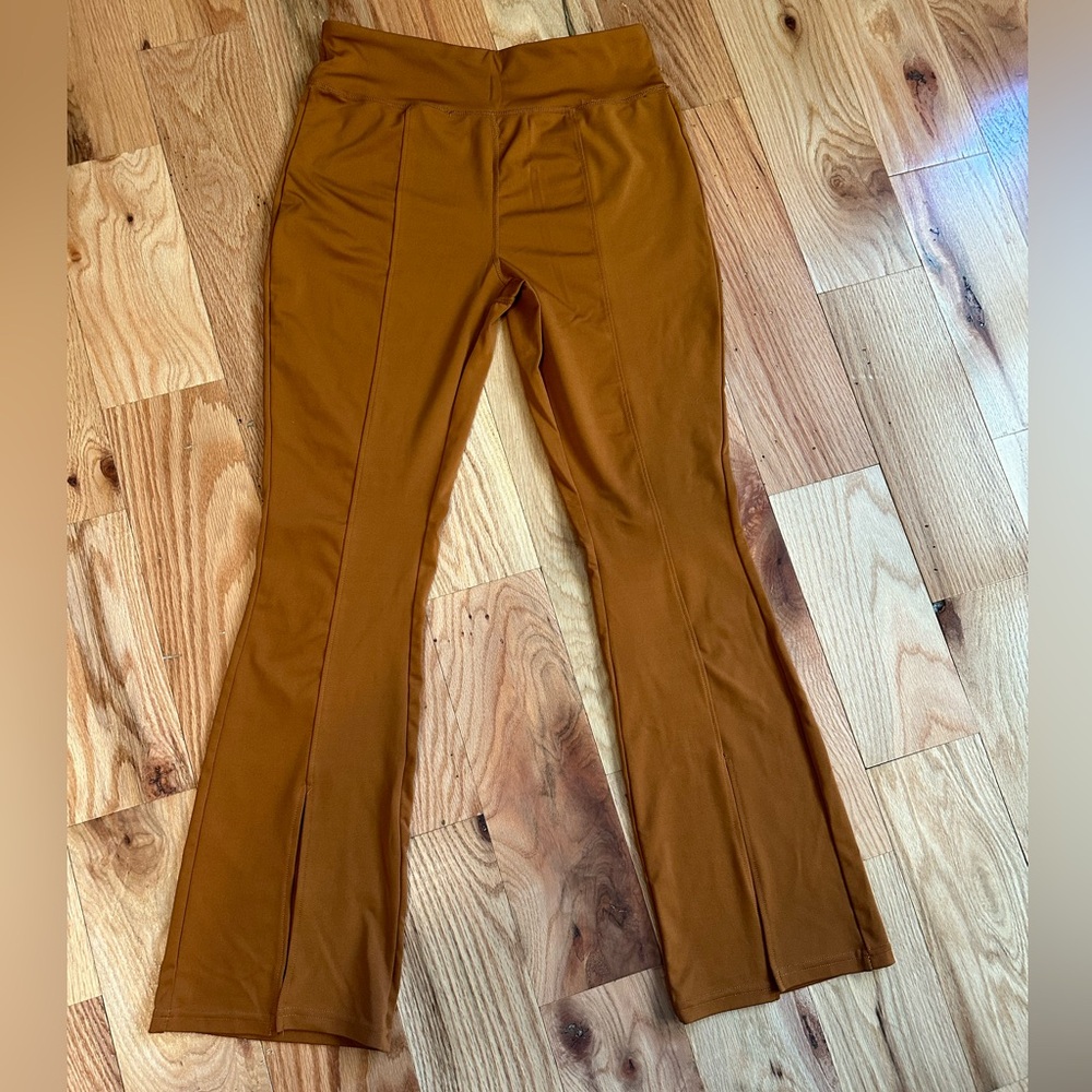 Flare Leggings - Picture 3 of 3